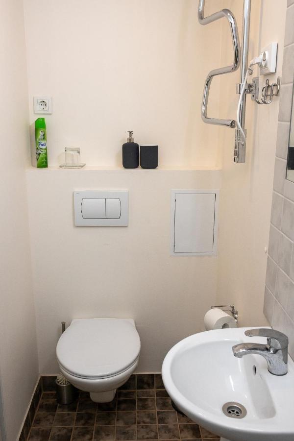 Stuudio 17 Apartment กูรัซซาเร ภายนอก รูปภาพ